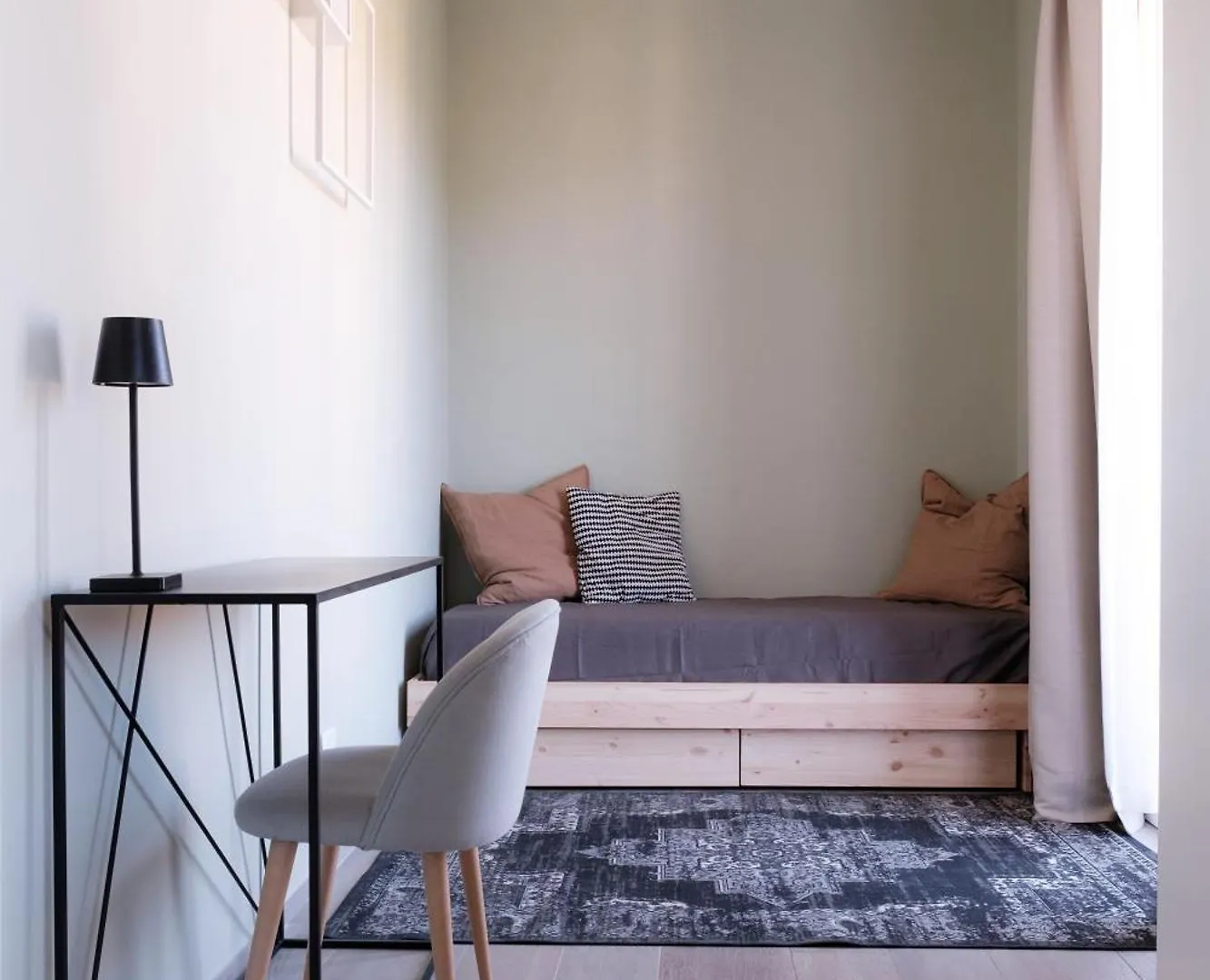 Ginny Apartment فلورنس