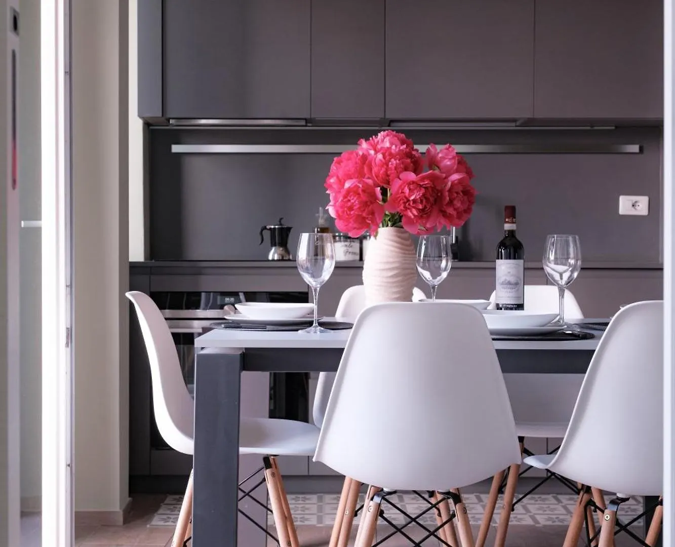Ginny Apartment فلورنس